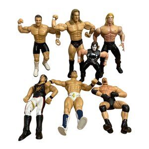 Lot Of 7 Vintage WWE Action Figures Late 90s/Early 2000s Mixed Wrestlers Collect